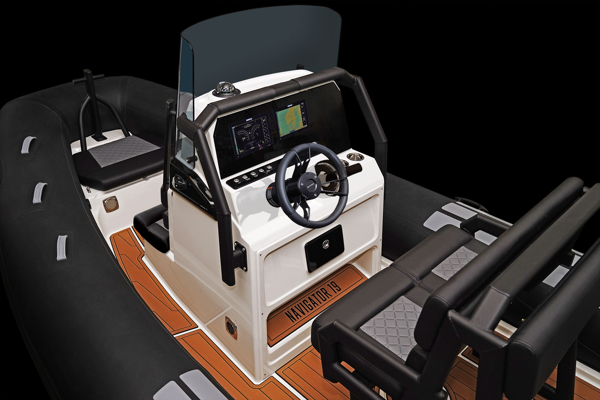 Navigator 19 Steering console