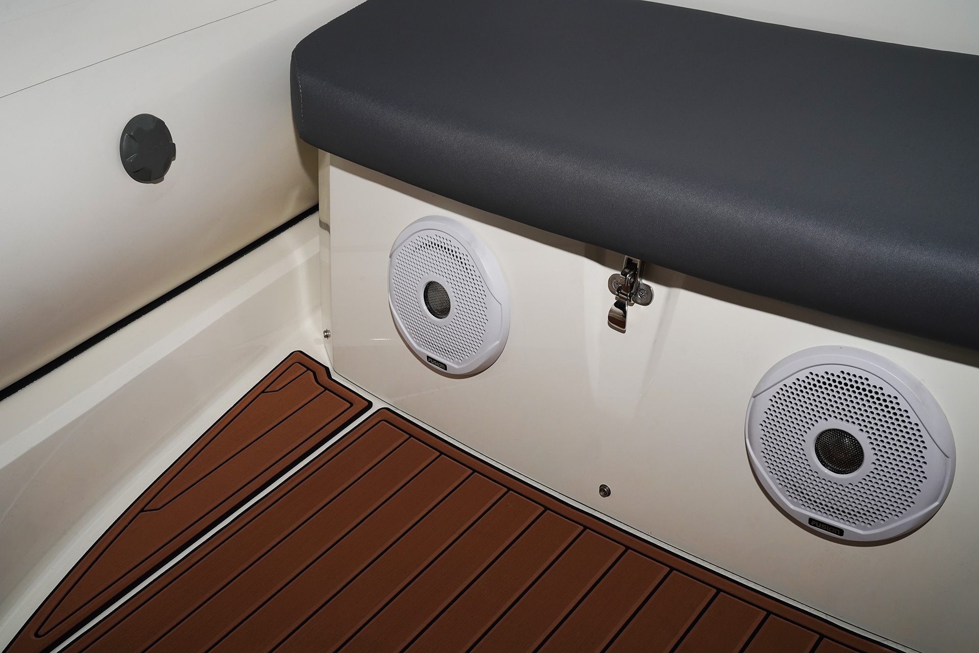 Navigator 700